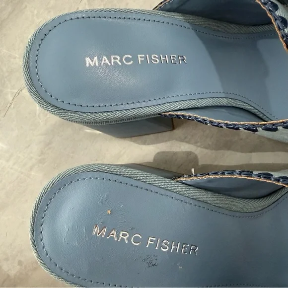 NWOT Women’s Marc Fisher Dalen Block Heel Slip On Denim Buckle Sandals Size 10 - Picture 11 of 13